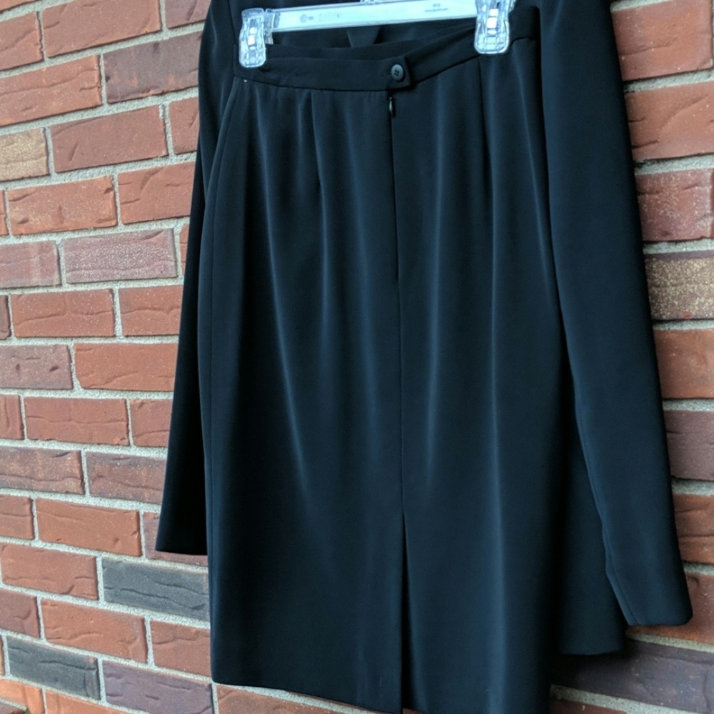 Jones NY black skirt suit - Picture 4 of 6